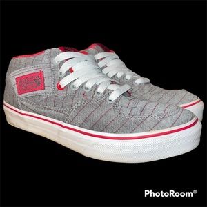 Vans half cab shoes